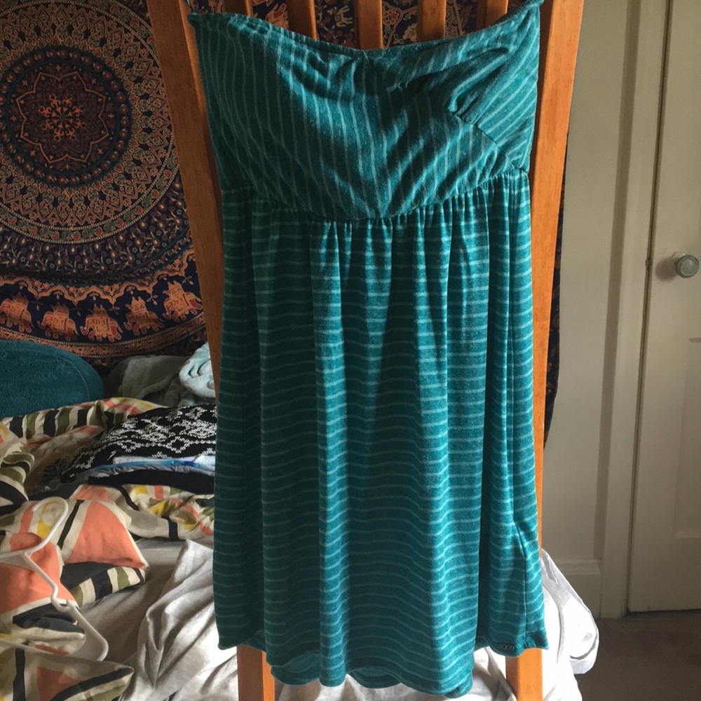 Strapless dress